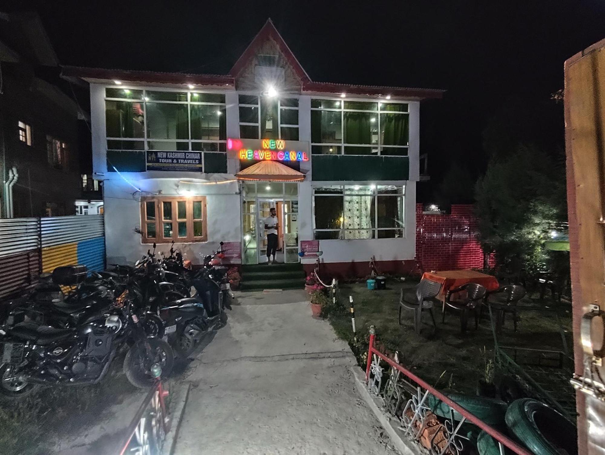 Hotel New Heaven Canal Srīnagar Eksteriør bilde